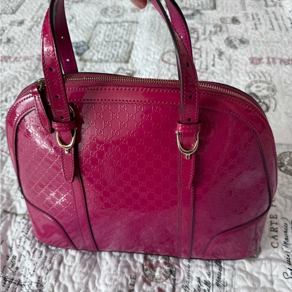 Gucci two ways hand bag! Like new! - Picture 5 of 6